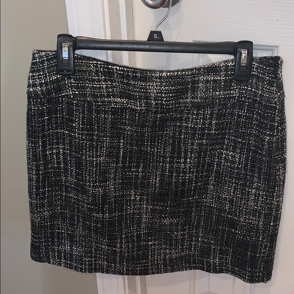 Skirt - Picture 2 of 3